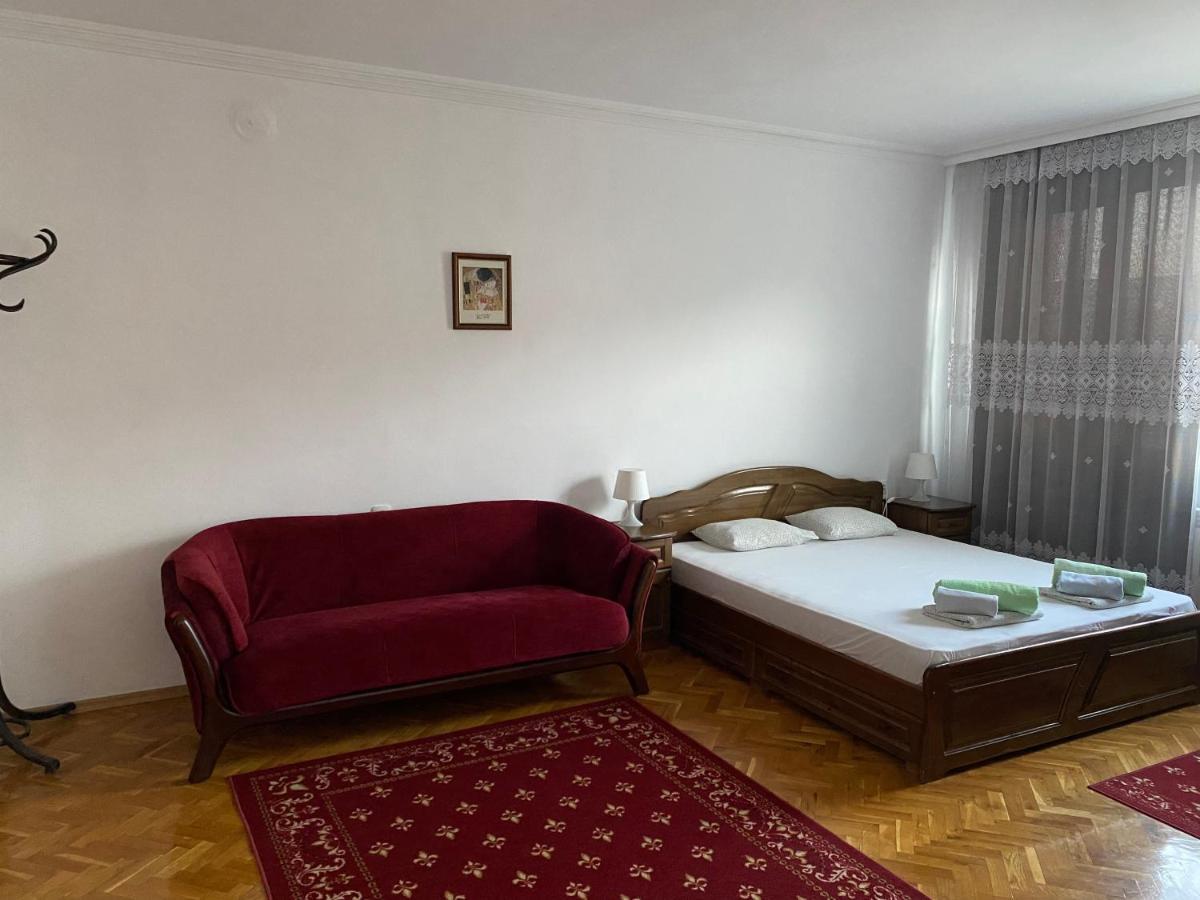 Family Hotel "May" Petrics Kültér fotó