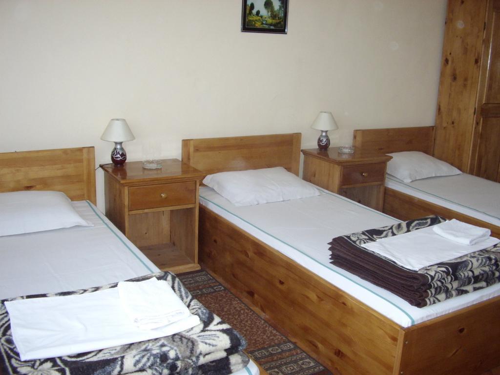 Family Hotel "May" Petrics Szoba fotó